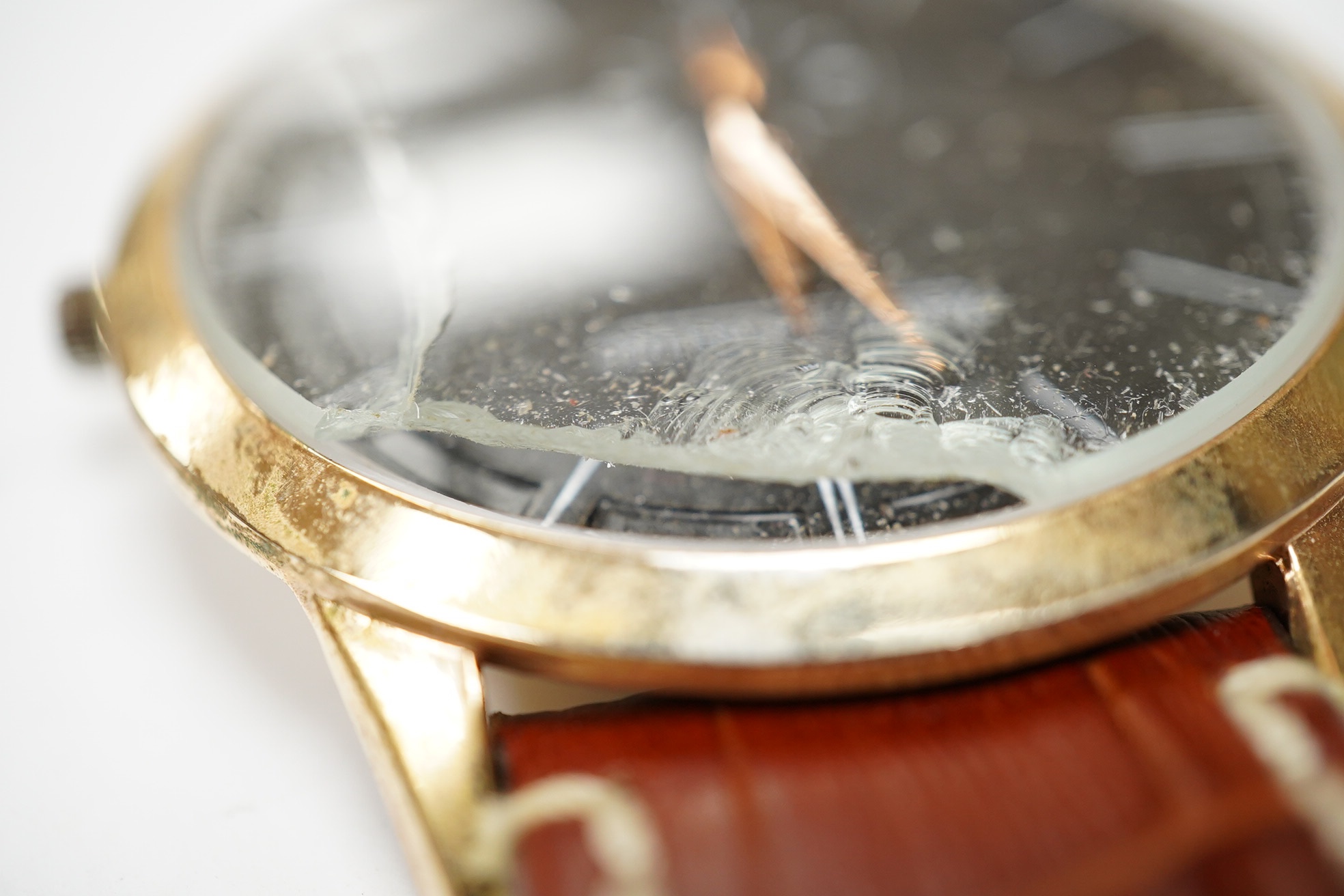 A gentleman's steel and gold plated Jaeger LeCoultre Master Grand Ultra Slim manual wind wrist watch, with black dial and subsidiary seconds, case diameter 45mm, on an associated leather strap. Condition - poor.